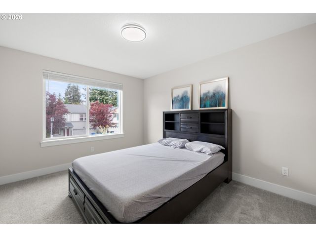 107 Ne 72ND Ave, Hillsboro, OR 97124