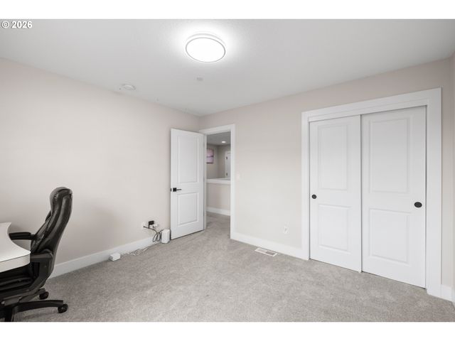 107 Ne 72ND Ave, Hillsboro, OR 97124