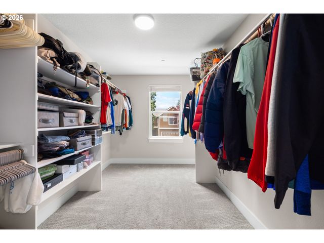 107 Ne 72ND Ave, Hillsboro, OR 97124