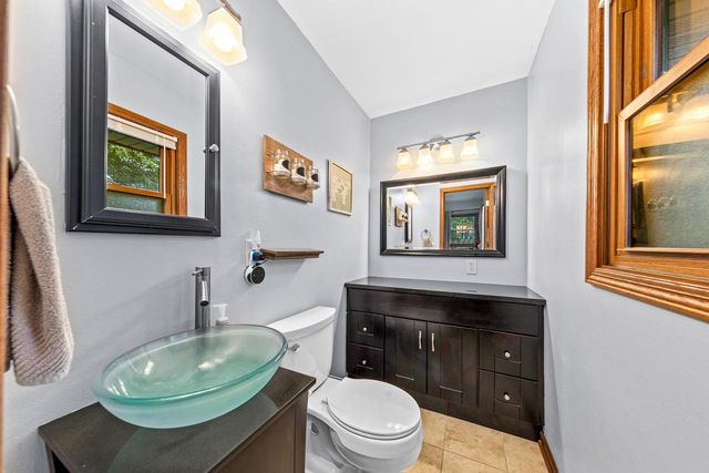 S77W17436 St Leonards DRIVE, Muskego, WI 53150