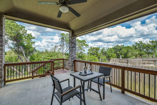 21 Mariposa Pkwy, Boerne, TX 78006