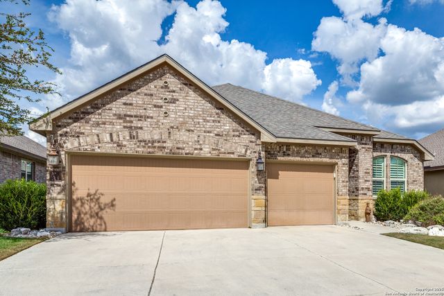 21 Mariposa Pkwy, Boerne, TX 78006