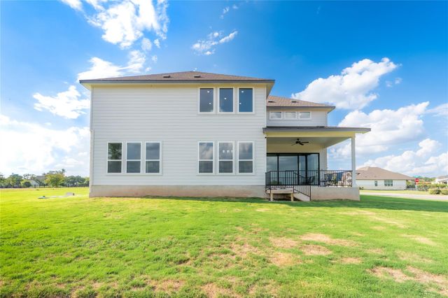 301 Northcrest DR, Liberty Hill, TX 78642