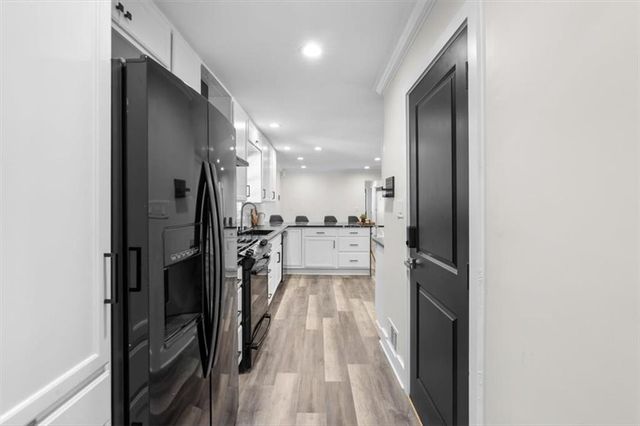 4615 Oakland Terrace SW, Mableton, GA 30126