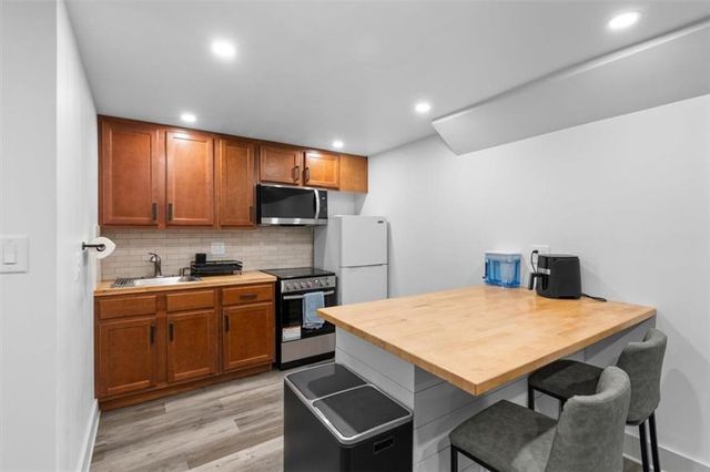 4615 Oakland Terrace SW, Mableton, GA 30126