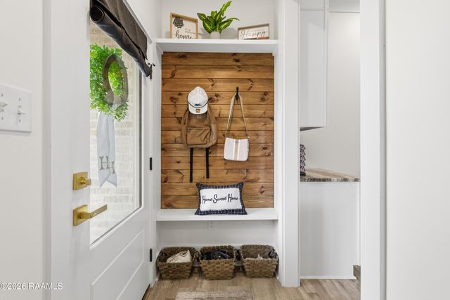 119 Grandview Terrace Drive, Youngsville, LA 70592