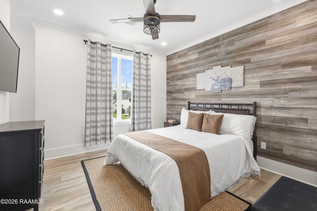 119 Grandview Terrace Drive, Youngsville, LA 70592