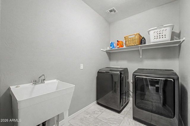2151 N BEVERLY Place, Buckeye, AZ 85396