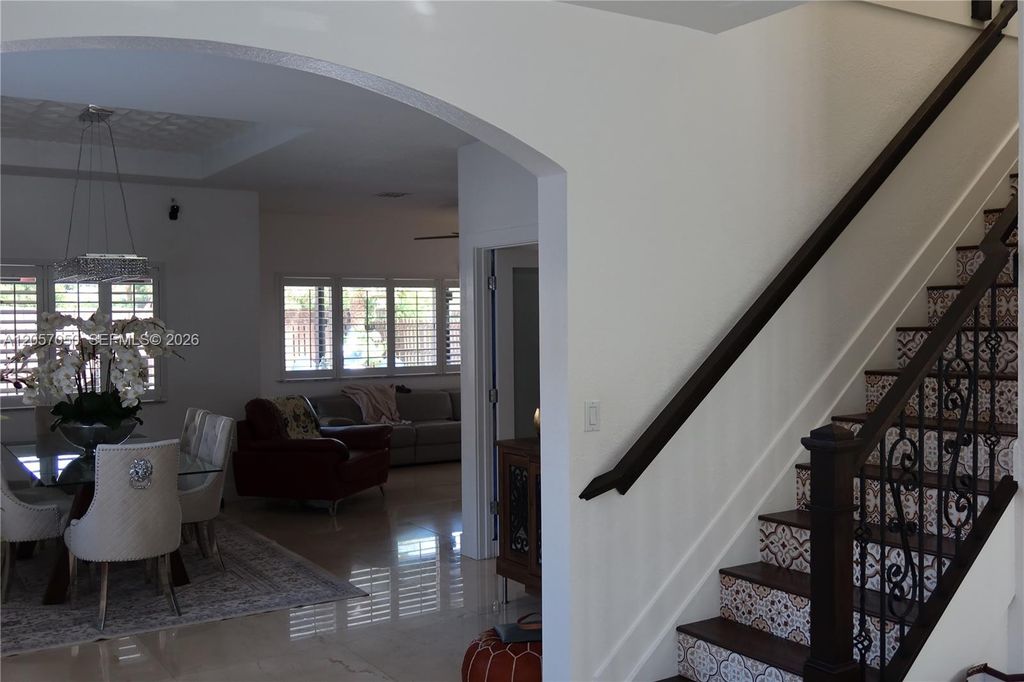 Image 71 of property listing at 22761 SW 93rd Psge, Cutler Bay, FL 33190