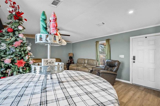 101 Pond View, Elgin, OK 73538