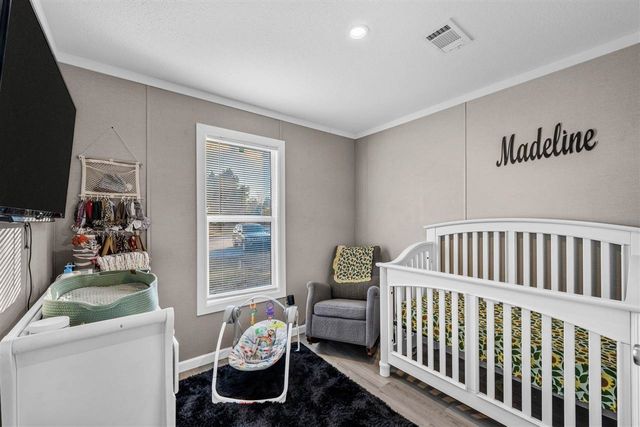 101 Pond View, Elgin, OK 73538