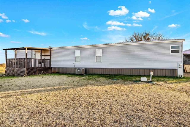 101 Pond View, Elgin, OK 73538