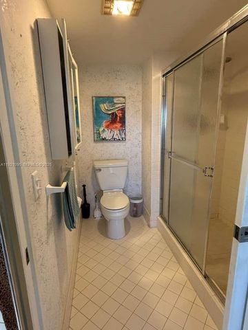 950 SW 138th Ave 409B, Pembroke Pines, FL 33027