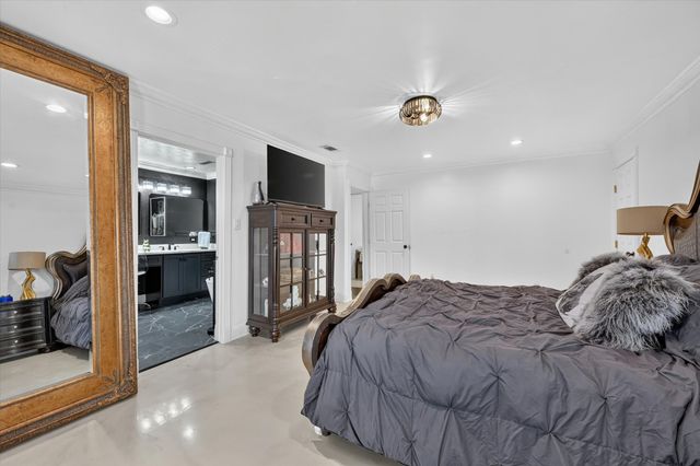 1946 Sussex Drive, Carrollton, TX 75007