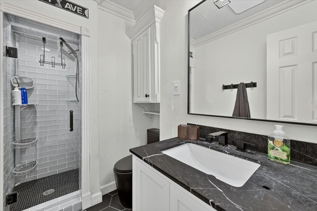 1946 Sussex Drive, Carrollton, TX 75007