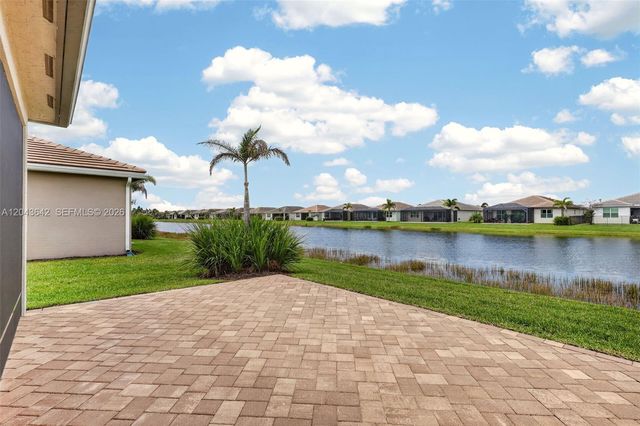 11662 SW Moon River Way, Port St. Lucie, FL 34987