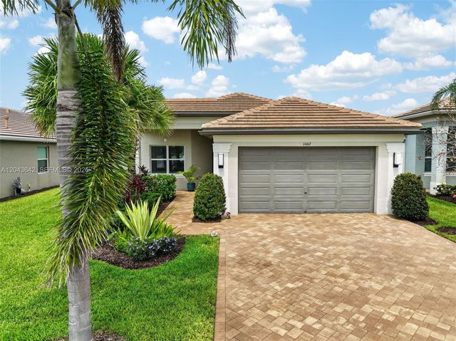 11662 SW Moon River Way, Port St. Lucie, FL 34987