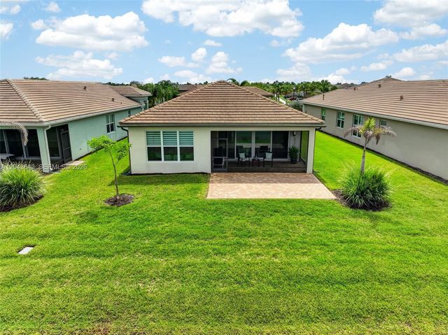 11662 SW Moon River Way, Port St. Lucie, FL 34987