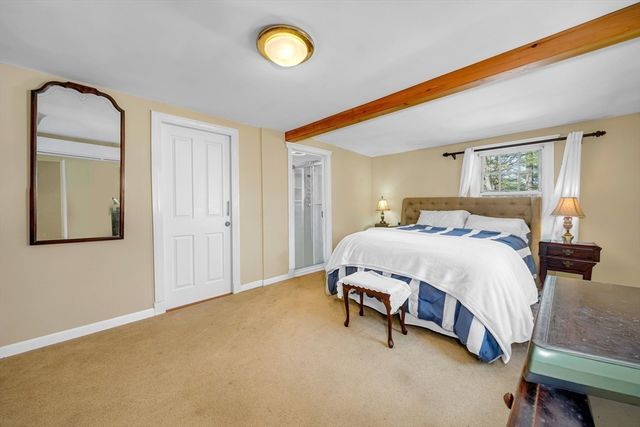 111 Grove Ave, Wilmington, MA 01887