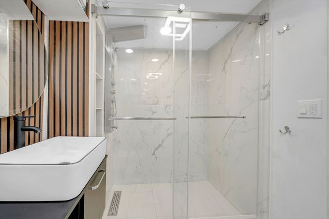 111 Grove Ave, Wilmington, MA 01887