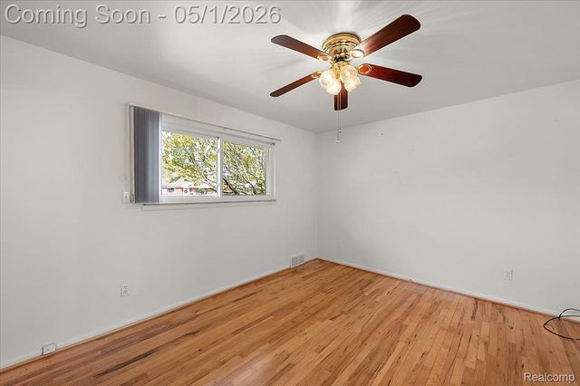28696 Patricia Avenue, Warren, MI 48092