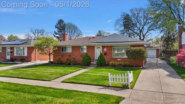 28696 Patricia Avenue, Warren, MI 48092