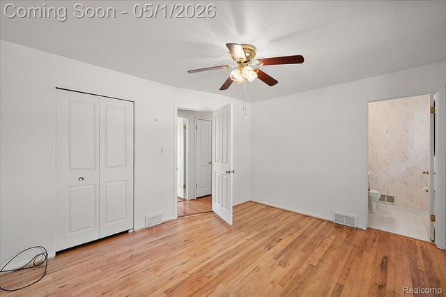 28696 Patricia Avenue, Warren, MI 48092