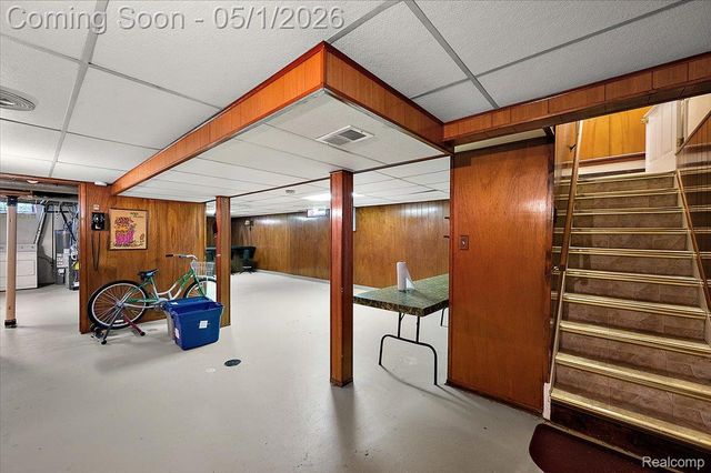 28696 Patricia Avenue, Warren, MI 48092