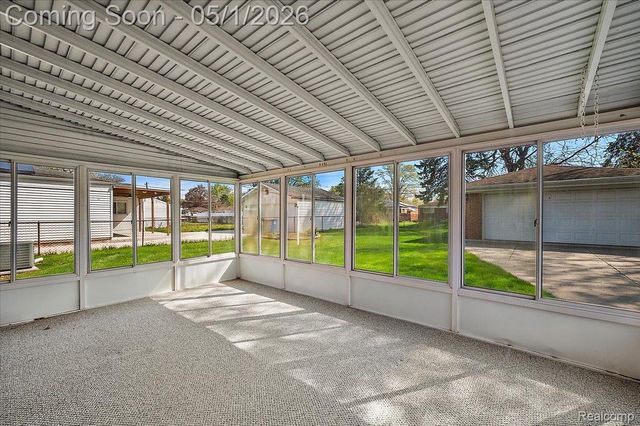 28696 Patricia Avenue, Warren, MI 48092