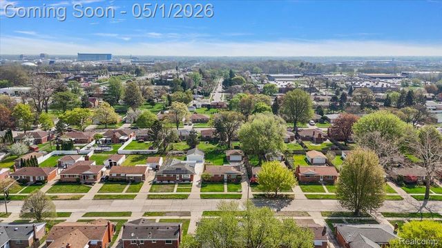 28696 Patricia Avenue, Warren, MI 48092