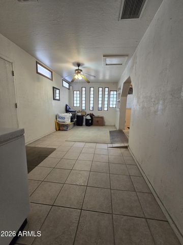 2217 W WAYLAND Road, Phoenix, AZ 85041