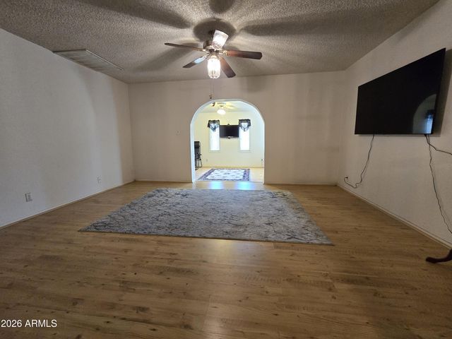 2217 W WAYLAND Road, Phoenix, AZ 85041