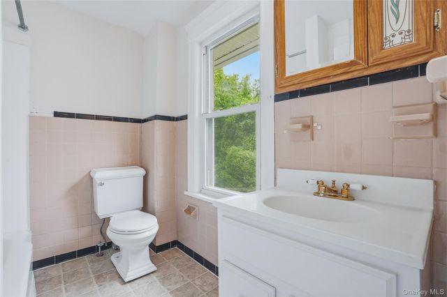 122 Andrew Street, Kingston, NY 12401