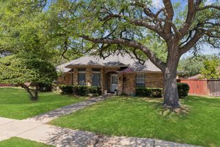 3305 Ridge Oak Drive, Garland, TX 75044