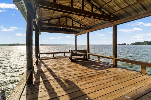 554 Harbor Drive, Onalaska, TX 77360