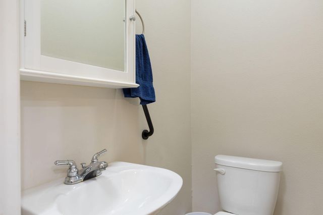 180 Wisconsin Road, Hollister, MO 65672