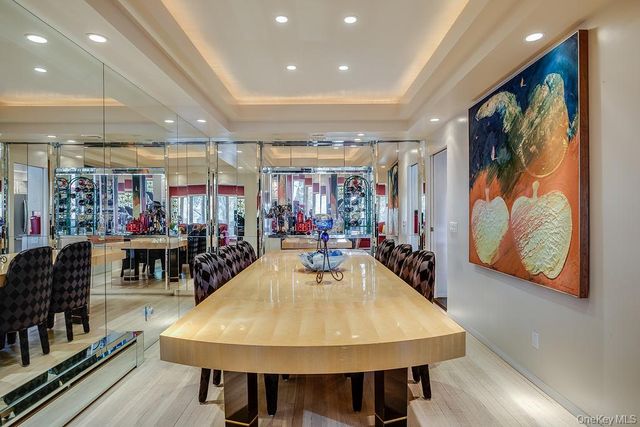 900 Kilmer Lane, North Woodmere, NY 11581