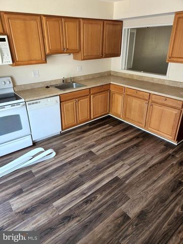 214 CASTLETON TER, Upper Marlboro, MD 20774