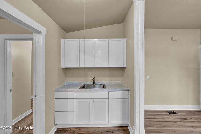 1721 Wilson Ave, Louisville, KY 40210