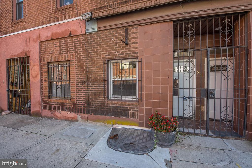 531 S 17TH STREET, Philadelphia, PA 19146 — exterior