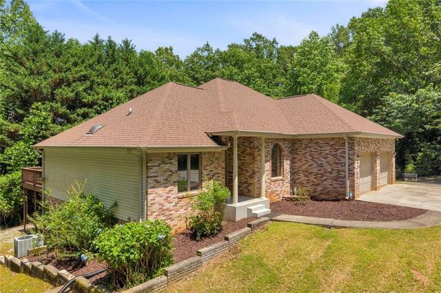 160 Quail Ridge Drive, Cleveland, GA 30528