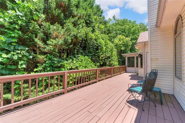 160 Quail Ridge Drive, Cleveland, GA 30528