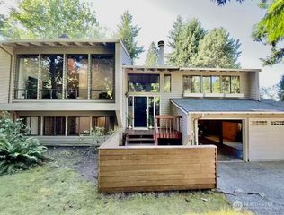 4621 Highland Drive SE, Bellevue, WA 98006