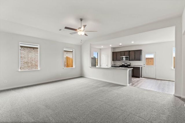 13409 Gitty Up Circle, Cresson, TX 76035