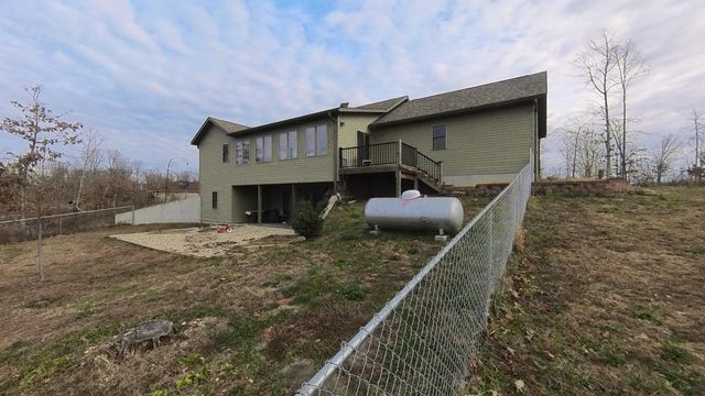 1278 Fox Circle Drive, Mountain View, MO 65548