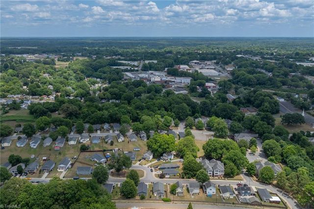 1672 Burton Street, Winston-salem, NC 27105