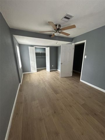 723 Doverside Street 4, Houston, TX 77022