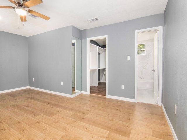 723 Doverside Street 4, Houston, TX 77022