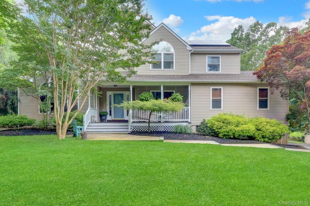 4 Apple Lane, Wading River, NY 11792