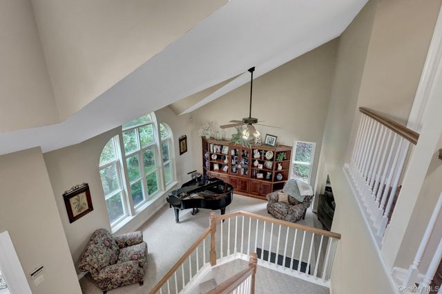 4 Apple Lane, Wading River, NY 11792
